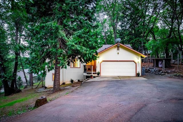 5844 Cold Springs Dr, Foresthill, CA 95631
