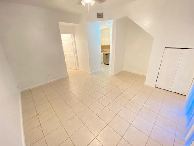 2905 Hidden Hills Road 2201, West Palm Beach, FL 33411