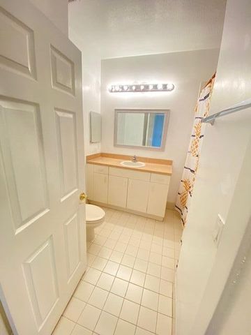 2905 Hidden Hills Road 2201, West Palm Beach, FL 33411