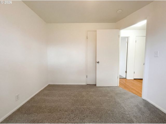 3100 Se 166TH Ave, Portland, OR 97236