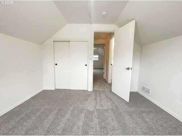 3100 Se 166TH Ave, Portland, OR 97236