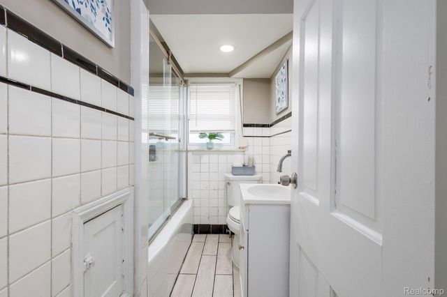 514 Beechwood Street, River Rouge, MI 48218