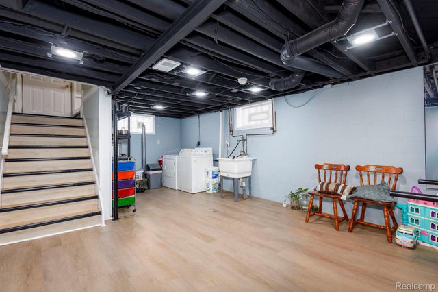 514 Beechwood Street, River Rouge, MI 48218