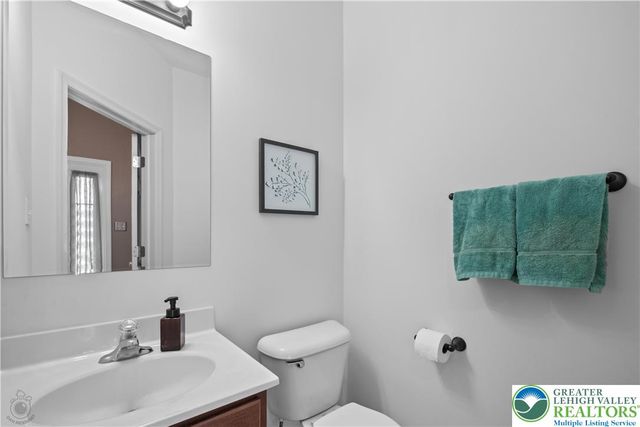 7719 Barrow Drive, Lower Macungie Twp, PA 18062