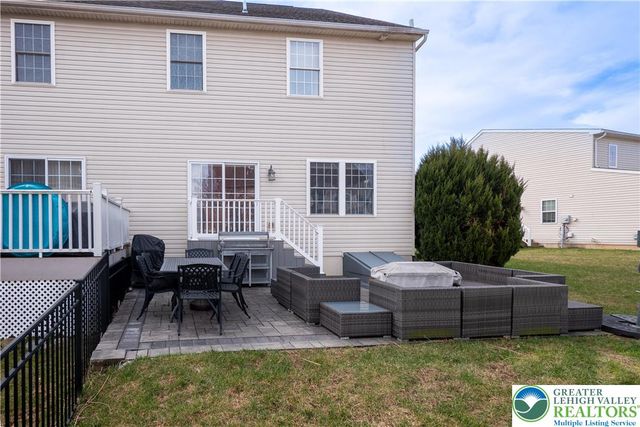 7719 Barrow Drive, Lower Macungie Twp, PA 18062