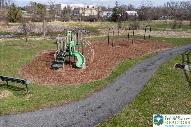 7719 Barrow Drive, Lower Macungie Twp, PA 18062