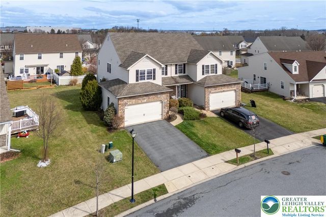 7719 Barrow Drive, Lower Macungie Twp, PA 18062