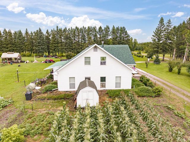 3723 Birchwood Road, Kettle River, MN 55757