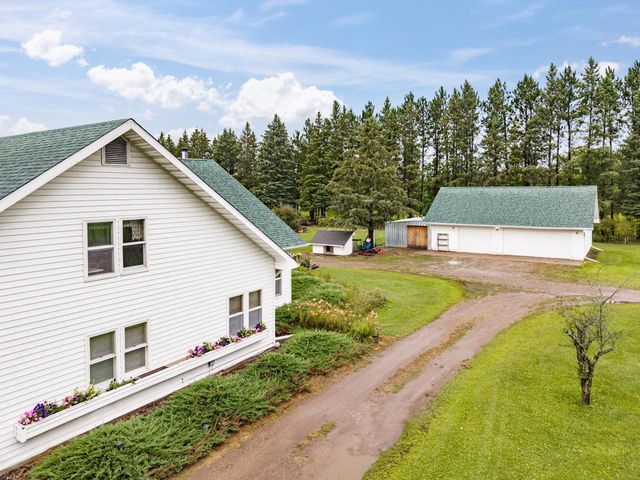 3723 Birchwood Road, Kettle River, MN 55757