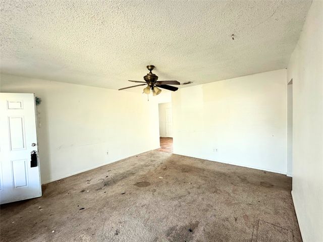 203 W 5th Street, Kennedale, TX 76060