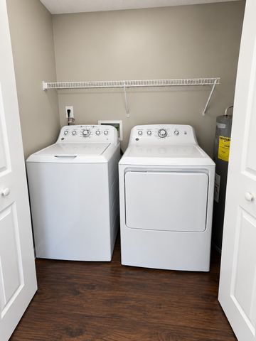 226 Cranklen Cir, Clarksville, TN 37042
