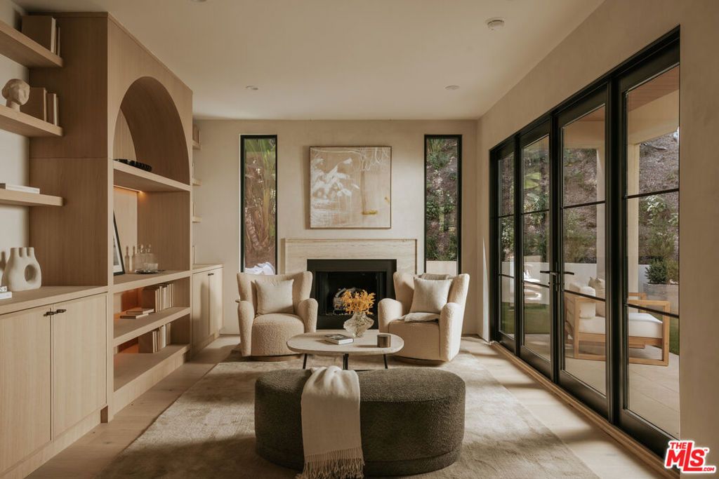 1417 Bluebird Avenue, Los Angeles, CA 90069 — photo 3