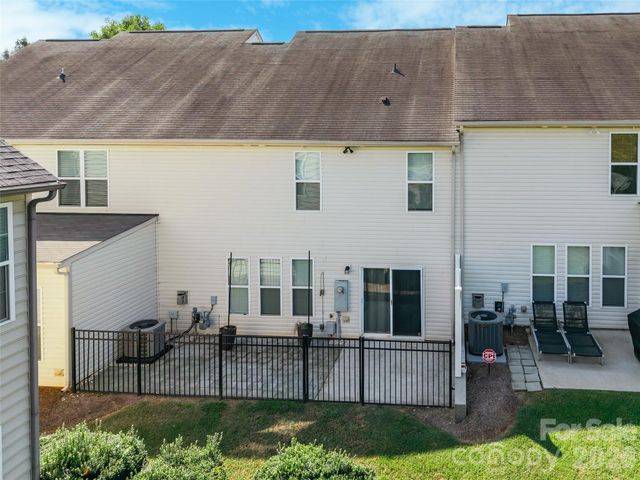 6510 Central Pacific Avenue Charlotte, Charlotte, NC 28210
