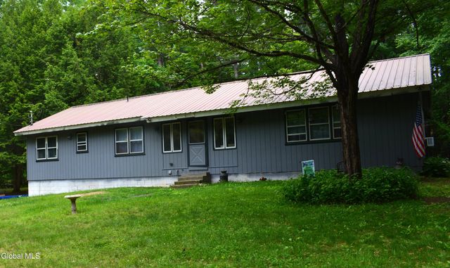 22 Sande Lane, Corinth, NY 12822