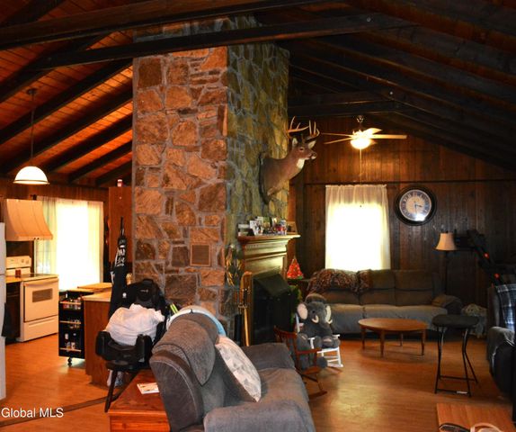 22 Sande Lane, Corinth, NY 12822