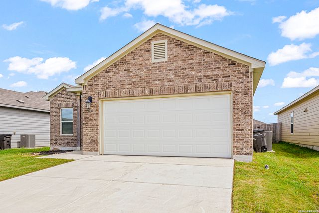 3238 Farm Oak, San Antonio, TX 78223