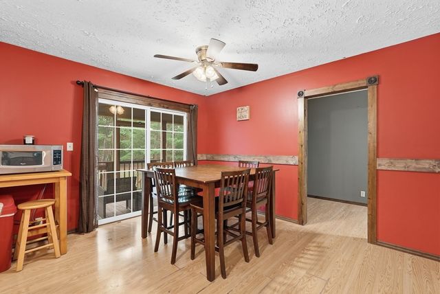 3291 Cumberland Lakes Dr, Monterey, TN 38574