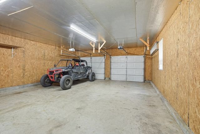 3291 Cumberland Lakes Dr, Monterey, TN 38574