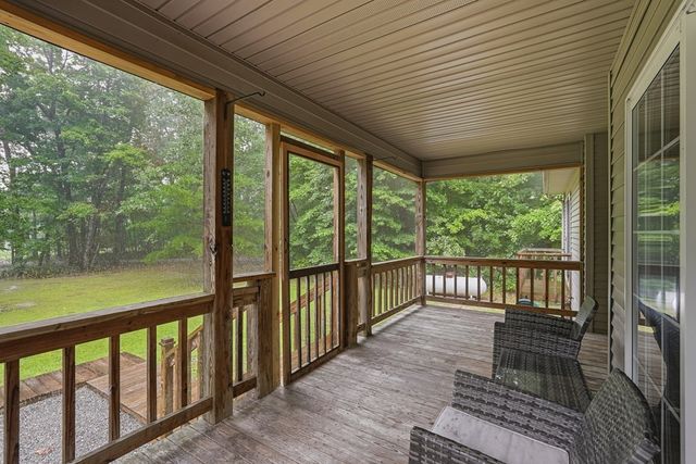 3291 Cumberland Lakes Dr, Monterey, TN 38574