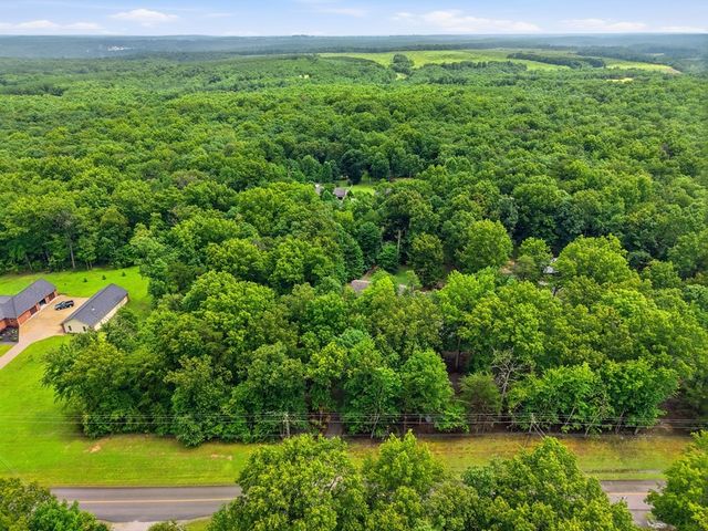 3291 Cumberland Lakes Dr, Monterey, TN 38574