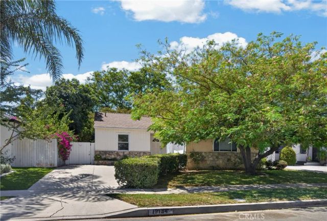 19134 Welby, Reseda, CA 91335