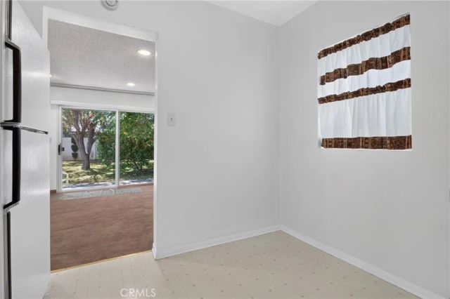 19134 Welby, Reseda, CA 91335