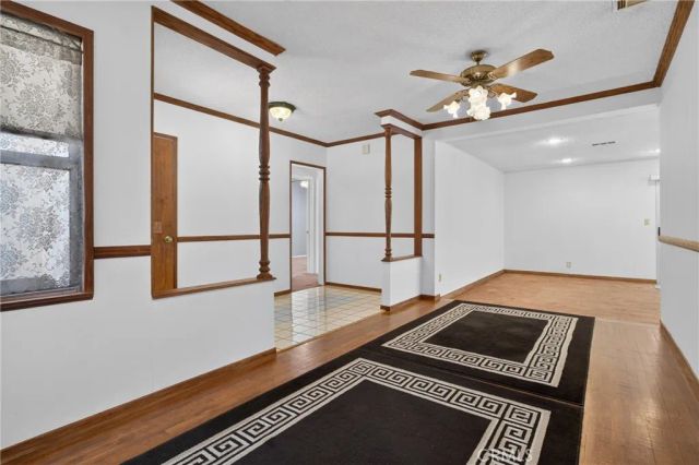 19134 Welby, Reseda, CA 91335