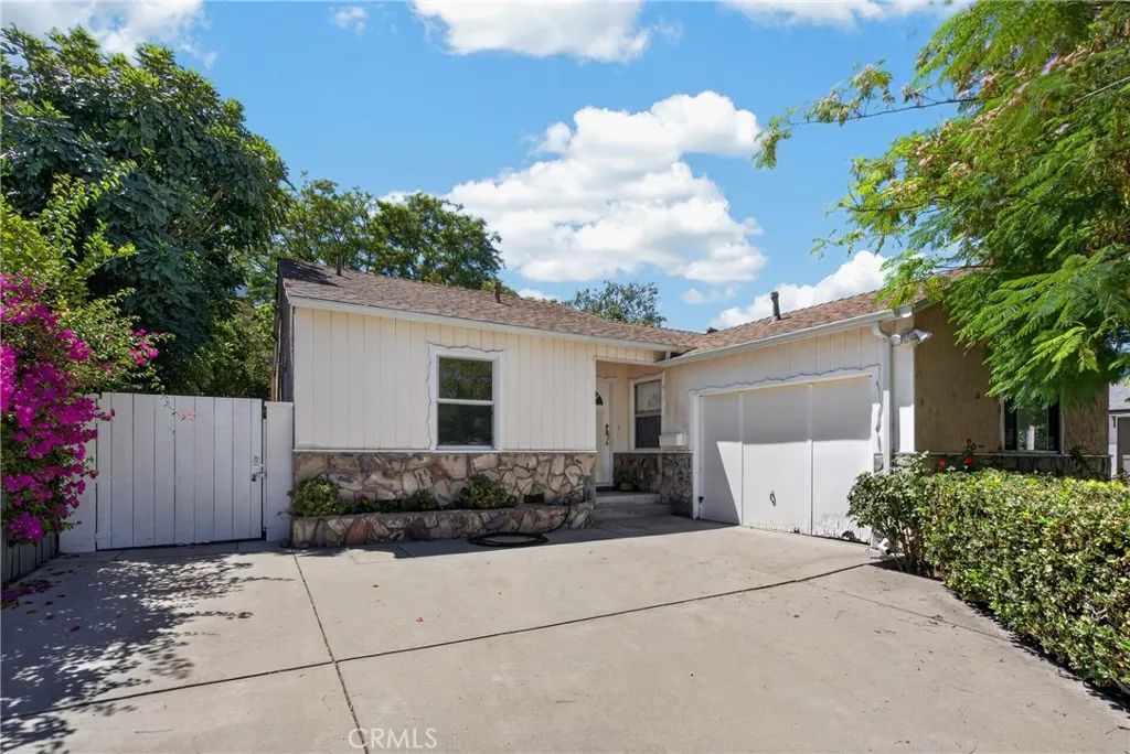 19134 Welby, Reseda, CA 91335