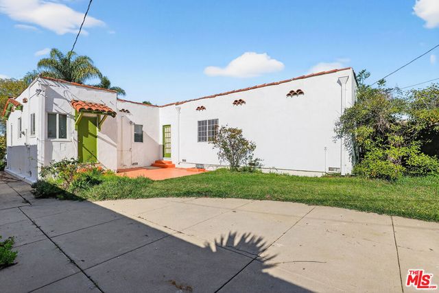 1544 S Point View Street, Los Angeles, CA 90035