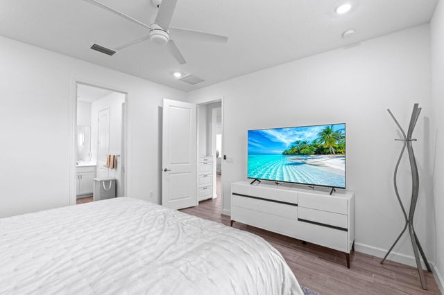 5726 Graceful Way, Delray Beach, FL 33484