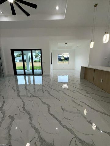 214 SE 8th ST, Cape Coral, FL 33990