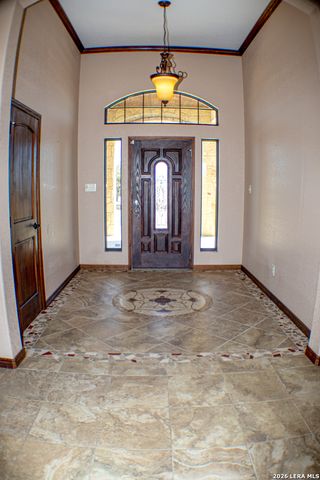 201 Abrego Lake, Floresville, TX 78114