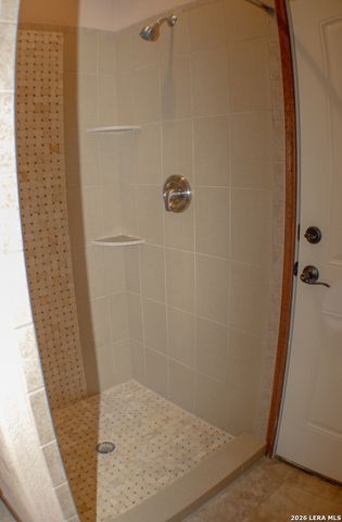 201 Abrego Lake, Floresville, TX 78114