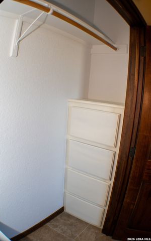 201 Abrego Lake, Floresville, TX 78114