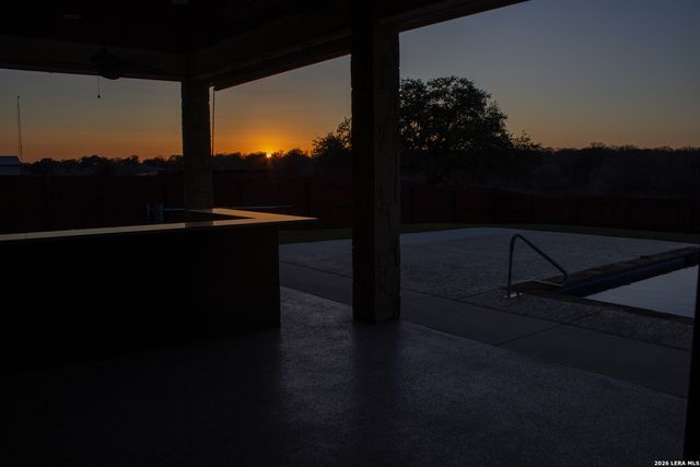 201 Abrego Lake, Floresville, TX 78114