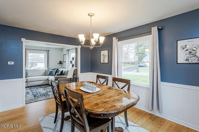 3212 Lambert Drive, Toledo, OH 43613