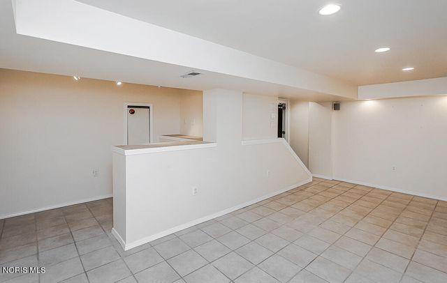 3212 Lambert Drive, Toledo, OH 43613