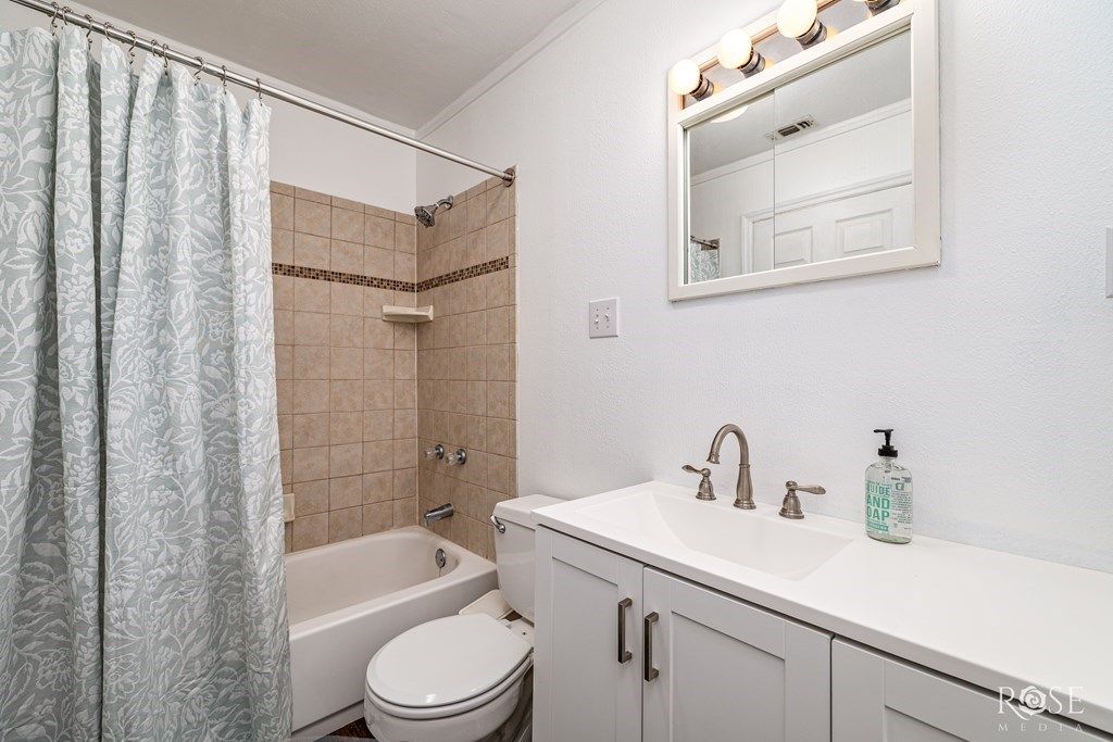 Image 20 of property listing at 1951 W Twohig Ave, San Angelo, TX 76901