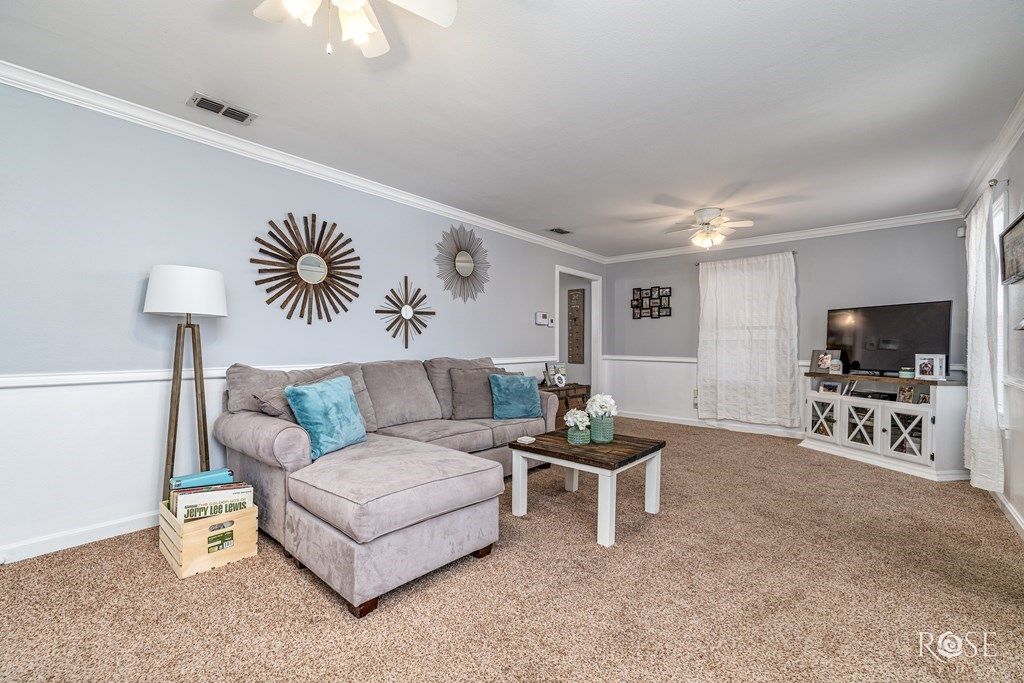 Image 9 of property listing at 1951 W Twohig Ave, San Angelo, TX 76901