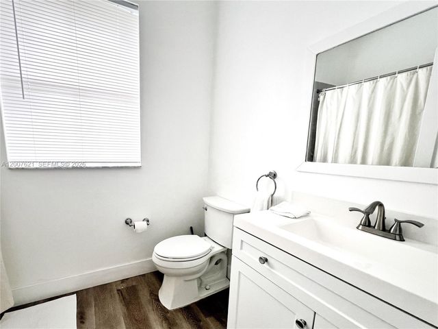 1901 Cedar Ct, Weston, FL 33327