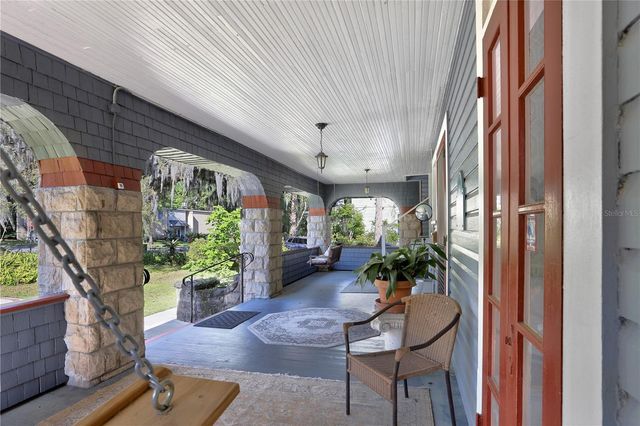 417 NE 4TH AVENUE, Gainesville, FL 32601