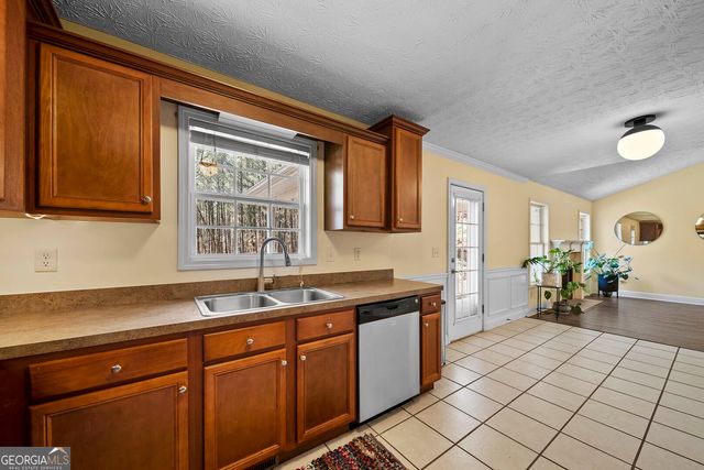 294 Pine Ridge Circle, Winterville, GA 30683