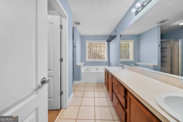294 Pine Ridge Circle, Winterville, GA 30683