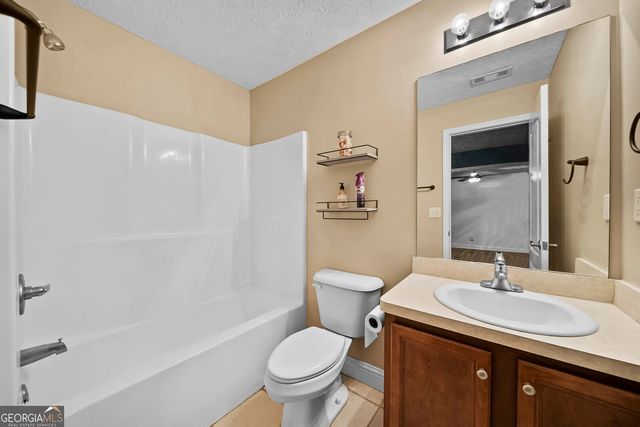 294 Pine Ridge Circle, Winterville, GA 30683