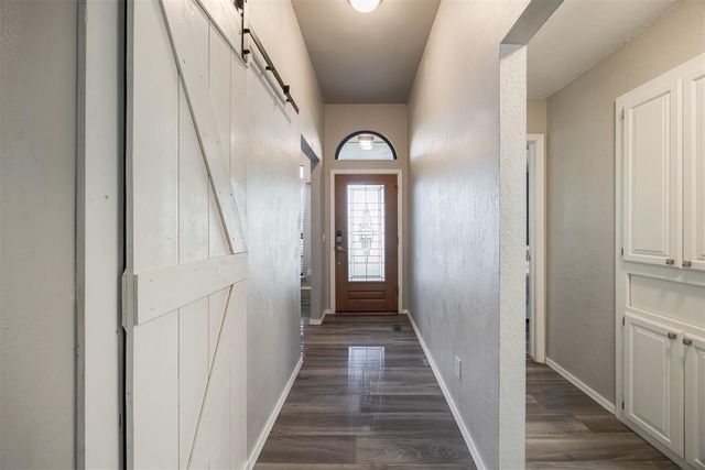 1125 Sennybridge Drive, Yukon, OK 73099