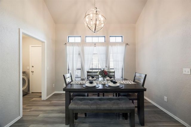 1125 Sennybridge Drive, Yukon, OK 73099