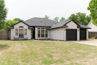 1125 Sennybridge Drive, Yukon, OK 73099