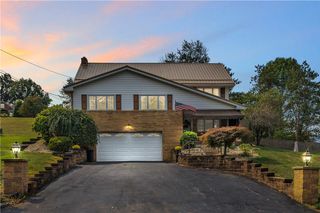 105 Northumberland Drive, Hempfield Twp, PA 15642