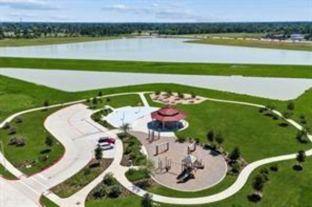 330 Smugglers Bay Lane, Crosby, TX 77532