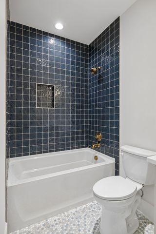 832A Neartop Dr, Nashville, TN 37205